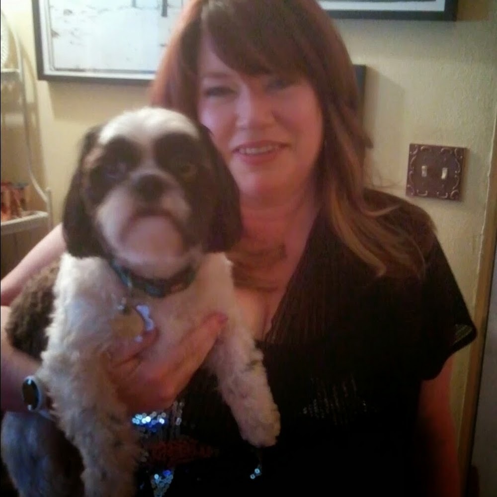 Meet your Posher, Julie